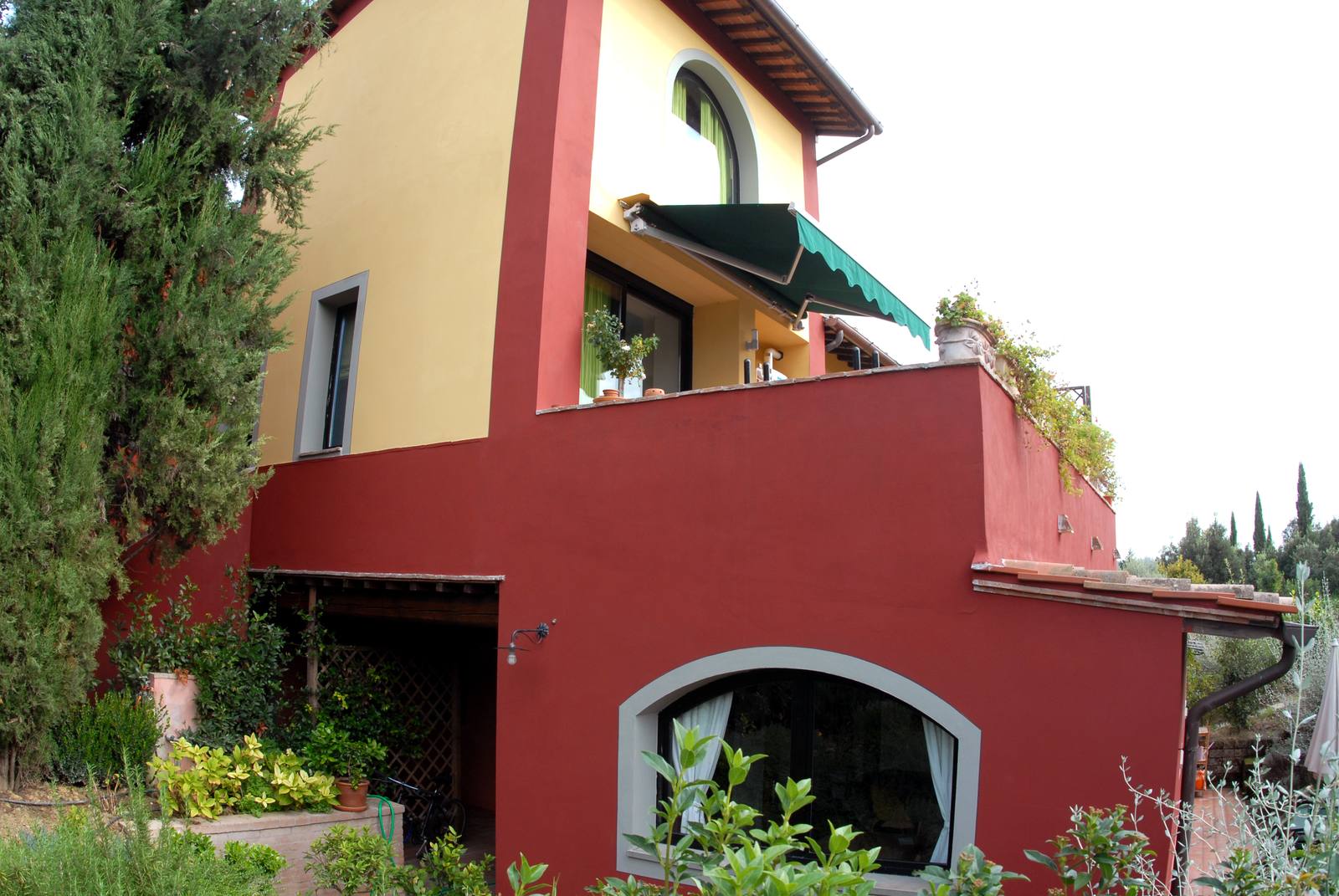 Villa, facciata a calce