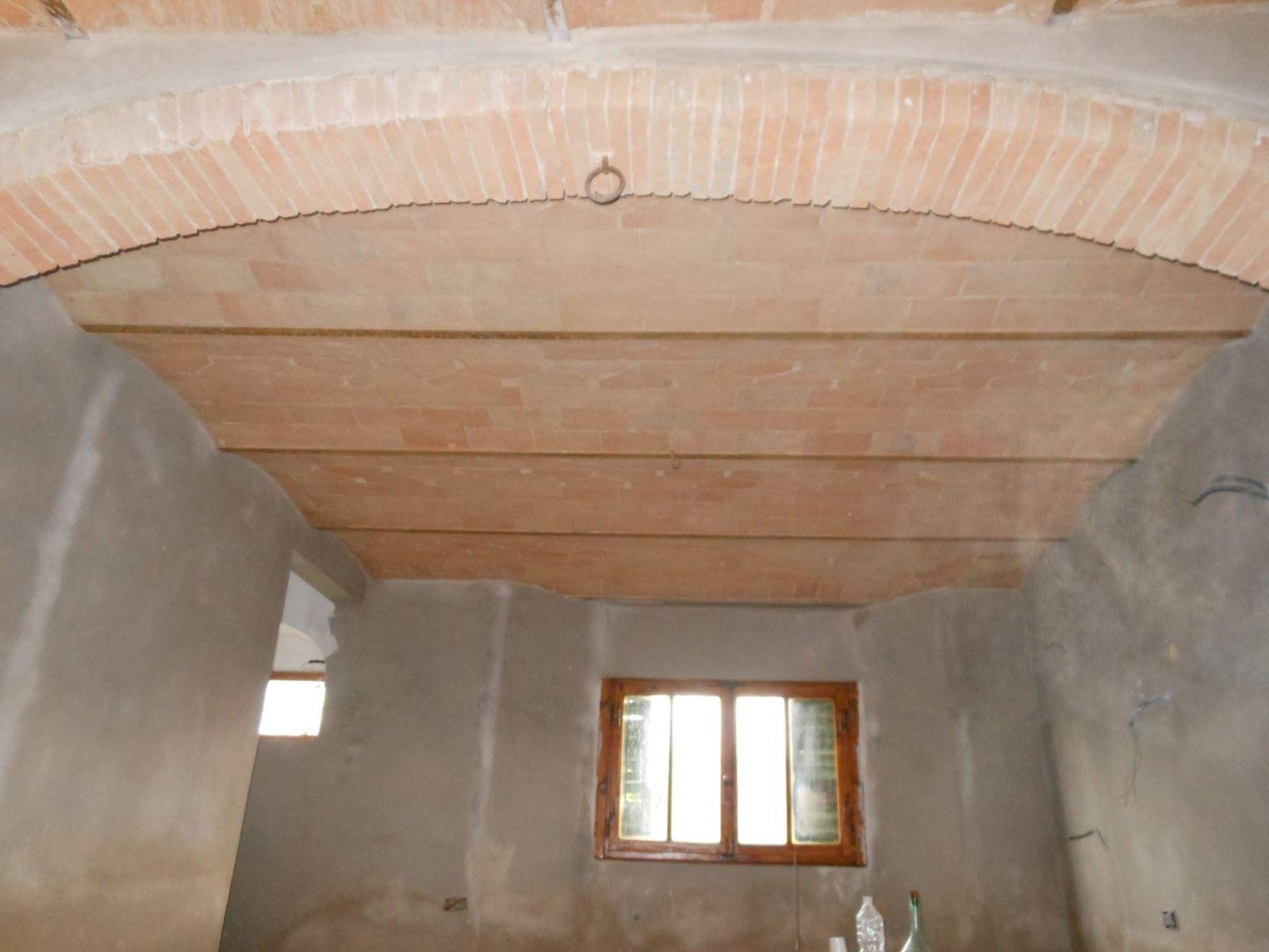 Volta a botte in mattoni, cantiere